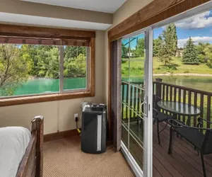 Photo 4 - Duck Inn Lodge