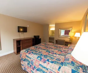 Photo 4 - Audubon Inn