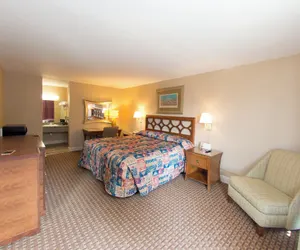 Photo 3 - Audubon Inn