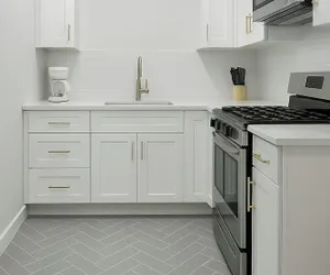 Photo 5 - LGA AIRPORT