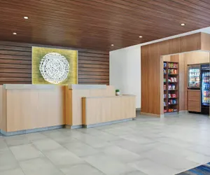 Photo 3 - Fairfield By Marriott Inn & Suites Emporia