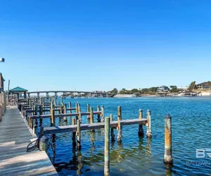 Photo 2 - 1 bed Beach Pools Waterfront Boating Palmaway