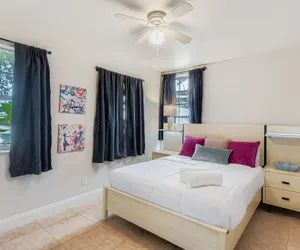 Photo 2 - Lauderdale Breeze Villas