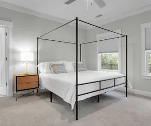 Photo 3 - Sleeps 28 4 Suites in Walkable Historic District The Juliette by Avantstay