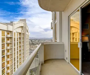 Photo 4 - Stunning 1BR Strip Views w Balcony 17701
