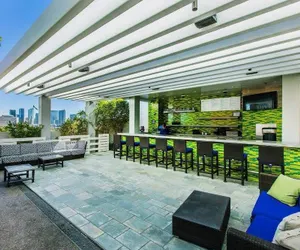 Photo 3 - Amazing Modern Strip Views Palms Studio 21306