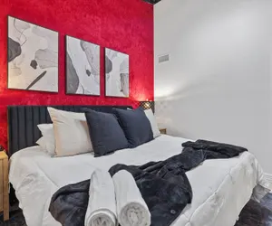 Photo 3 - Built Into A Mtn - Heated Pool & Lounge