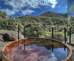 Photo 4 - Paradise Ranch Inn