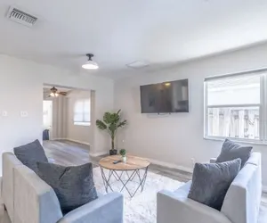 Photo 3 - Naples Paradise Grill Hottub Close to Beach