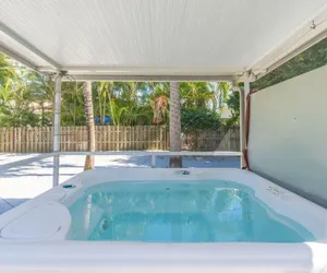 Photo 4 - Naples Paradise Grill Hottub Close to Beach