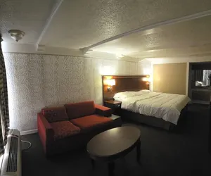 Photo 5 - Exceed Inn Indianapolis Airport South