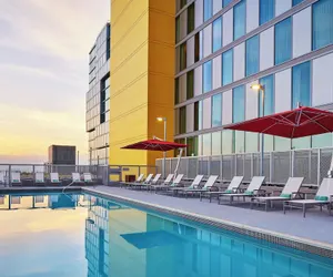 Photo 2 - Springhill Suites San Diego Downtown/Bayfront