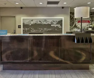 Photo 4 - Hampton Inn & Suites Albuquerque Airport