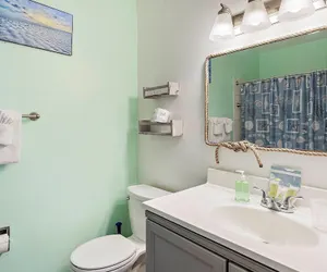 Photo 5 - Malibu Resort Motel