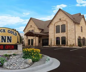 Photo 2 - Black Gold Inn