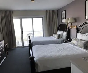 Photo 5 - Ocean Surf Resort
