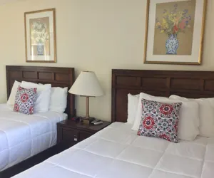 Photo 4 - Ocean Surf Resort