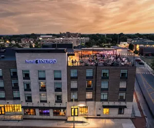 Photo 2 - Hotel Indigo Traverse City by IHG