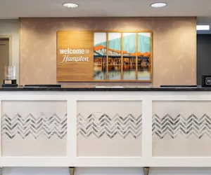 Photo 2 - Hampton Inn & Suites La Crosse Downtown