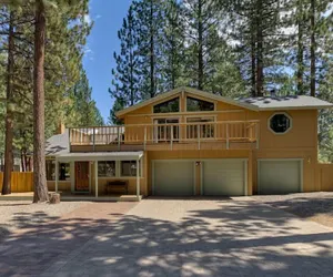 Photo 2 - 3042 Sierra Blvd.