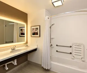 Photo 5 - Holiday Inn St. George Conv Ctr by IHG