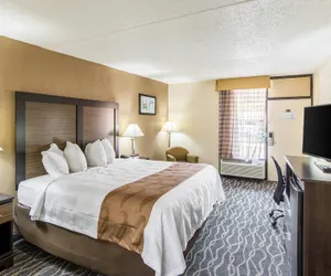 Photo 2 - Quality Inn