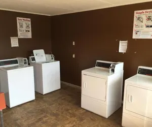 Photo 2 - Executive Inn Beeville US 181