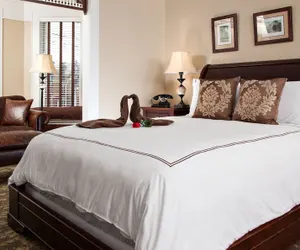 Photo 3 - The Guest House Inn on Courthouse Square