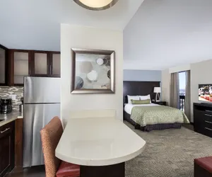 Photo 5 - Staybridge Suites Atlanta - Midtown by IHG