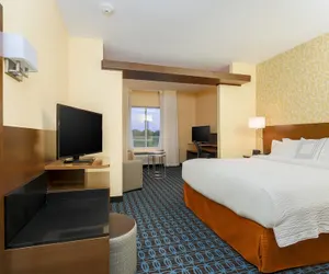 Photo 4 - Fairfield Inn & Suites Pleasanton