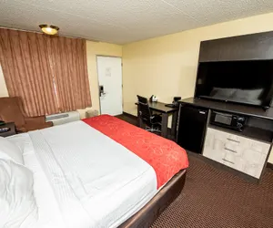 Photo 5 - River Place Inn