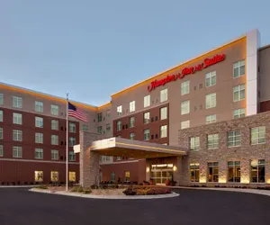 Photo 2 - Hampton Inn & Suites Rosemont Chicago O'Hare