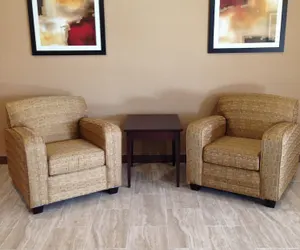 Photo 4 - Cobblestone Hotel & Suites – Pulaski/Green Bay