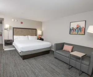 Photo 5 - Hampton Inn & Suites Cincinnati / Kenwood