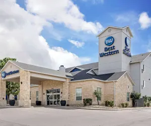 Photo 2 - Best Western Lubbock West Inn & Suites