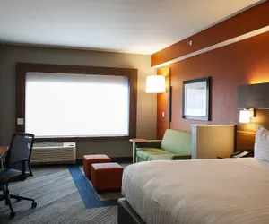 Photo 5 - Holiday Inn Express & Suites Louisville Downtown by IHG