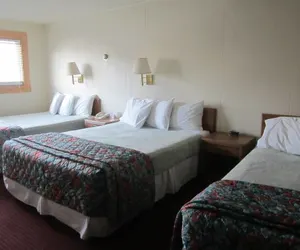 Photo 5 - Big Horn Motel