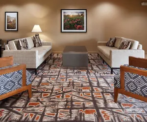 Photo 4 - Best Western Plus Elmendorf Hotel / San Antonio Hotel