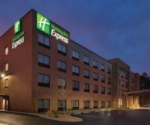 Photo 2 - Holiday Inn Express Atlanta SW - Newnan, an IHG Hotel