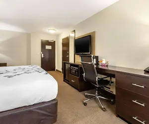 Photo 4 - Wingate by Wyndham Jonesboro/Hodge