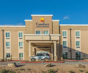 Photo 2 - Comfort Inn & Suites