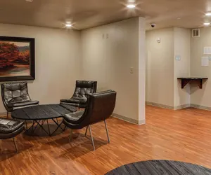 Photo 3 - WoodSpring Suites Columbus NE I-270 Airport