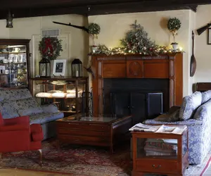 Photo 4 - Beekman Arms Hotel