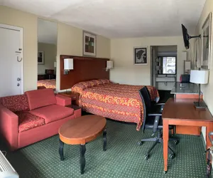 Photo 2 - Night Inn