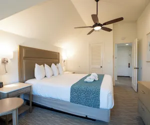 Photo 5 - Wave Crest Resort