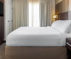 Photo 5 - Residence Inn by Marriott Kansas City at The Legends