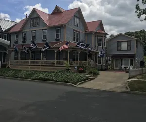 Photo 2 - Springfield House B&B