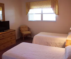 Photo 3 - Palm Beach Waterfront Suites