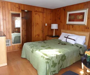 Photo 5 - Seven Dwarfs Motel and Cabins