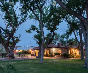 Photo 2 - Thunderbird Lodge